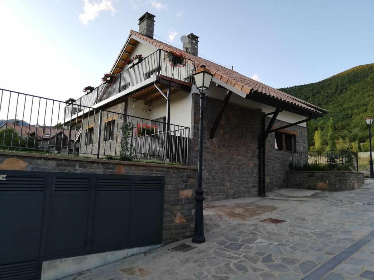 Casa Cotefablo Aloj Sorrosal Gavin Biescas Appartement Buitenkant foto